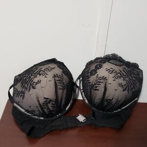 VTG VICTORIA'S SECRET PLUNGE‎ Push Up Black Lace Bra